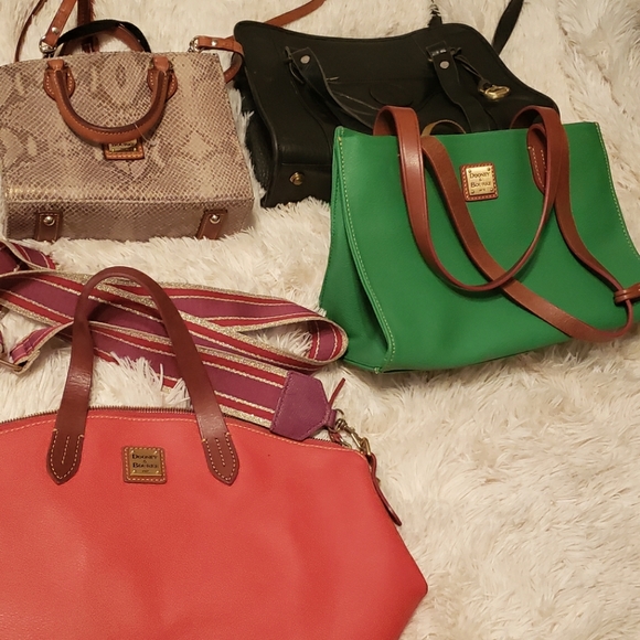 DOONEY BOURKE LOT - Picture 1 of 10